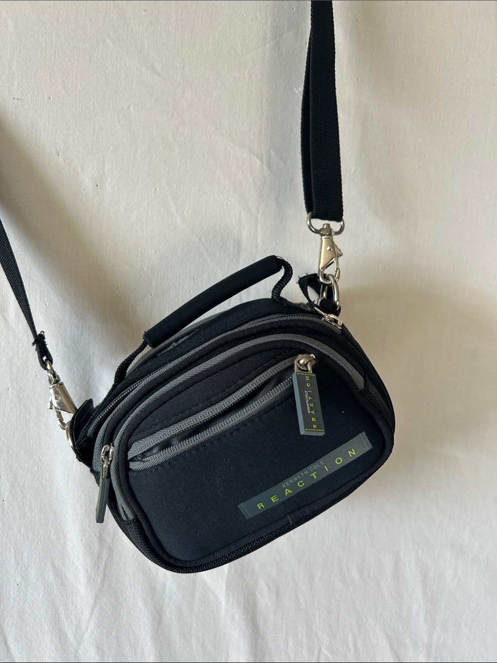 Kenneth Cole Reaction Black Camera Crossbody with Gray Trim